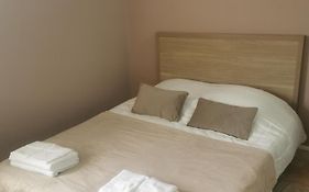 Appartement 3 , Disneyland - Parking Gratuit - Maison Des Platanes